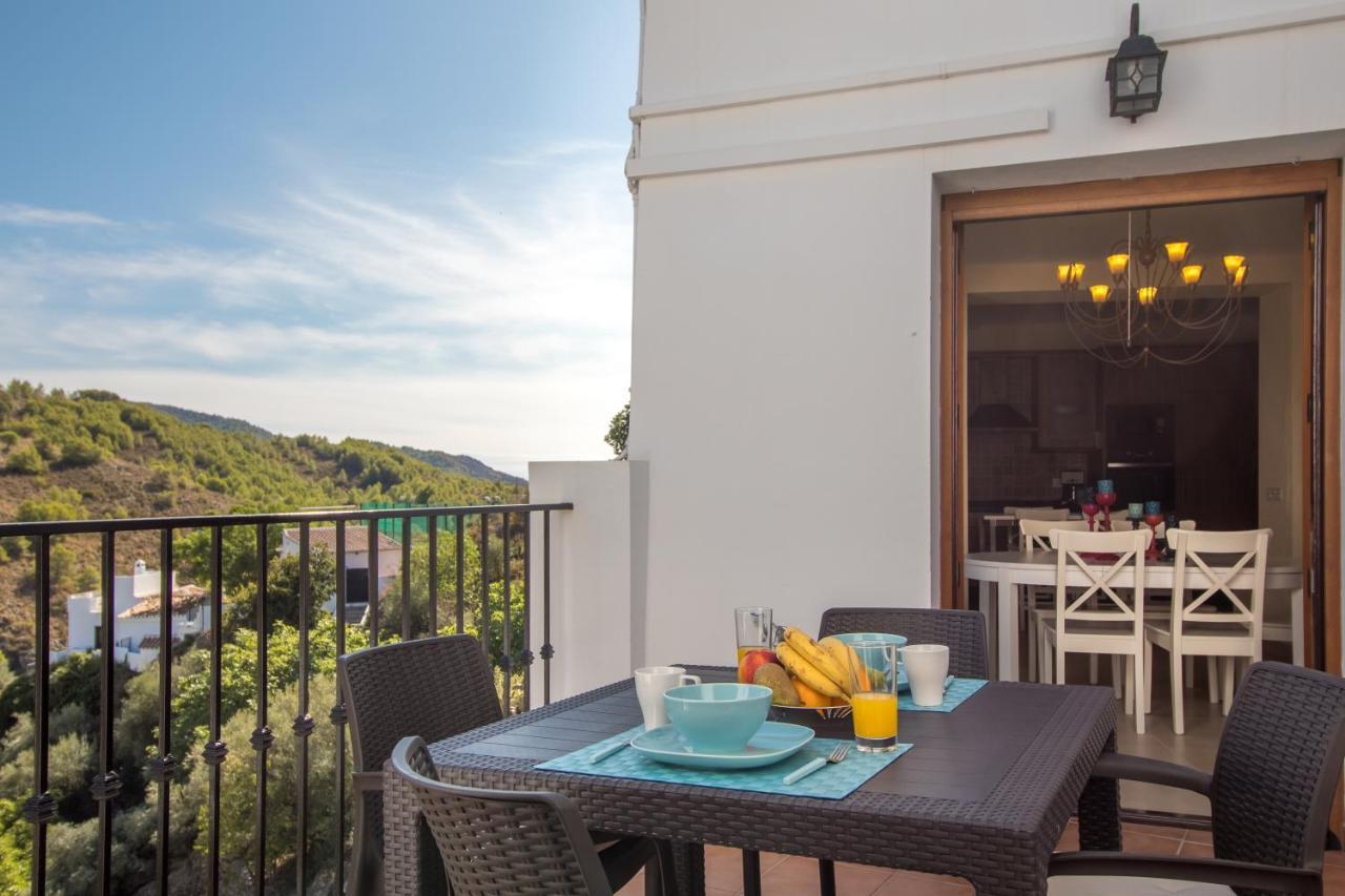 Quiet House In Village Center With Mountains Views Frigiliana Εξωτερικό φωτογραφία