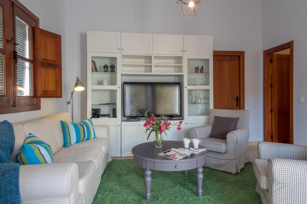 Quiet House In Village Center With Mountains Views Frigiliana Εξωτερικό φωτογραφία