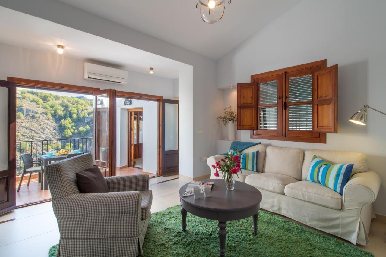 Quiet House In Village Center With Mountains Views Frigiliana Εξωτερικό φωτογραφία